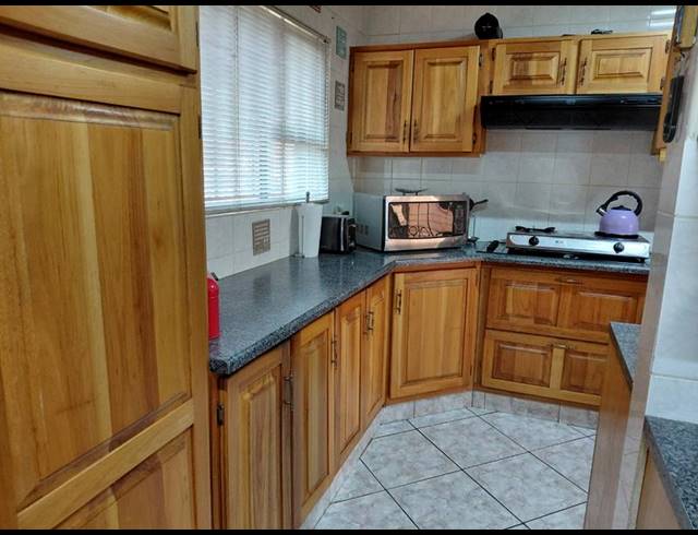 3 BEDROOM HOUSE FOR SALE IN MONTANA PARK